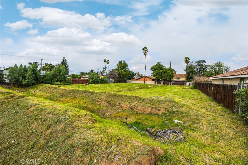 1879 10th Riverside, CA 92507 - Photo 18 of 44