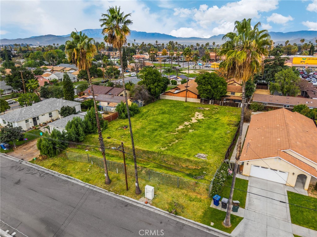 1879 10th Riverside, CA 92507 - Photo 25 of 44