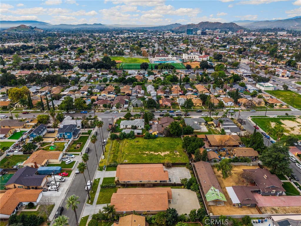 1879 10th Riverside, CA 92507 - Photo 37 of 44