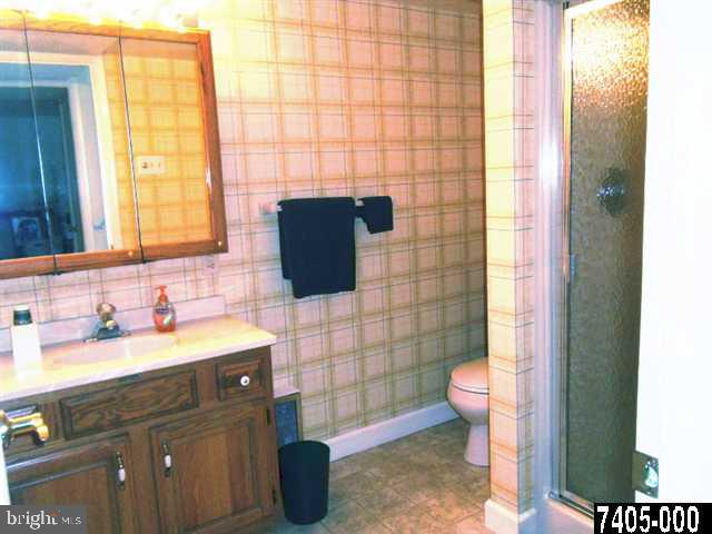 2745 Cambridge Road York, PA 17402 - Photo 12 of 17 Gallery Image 12