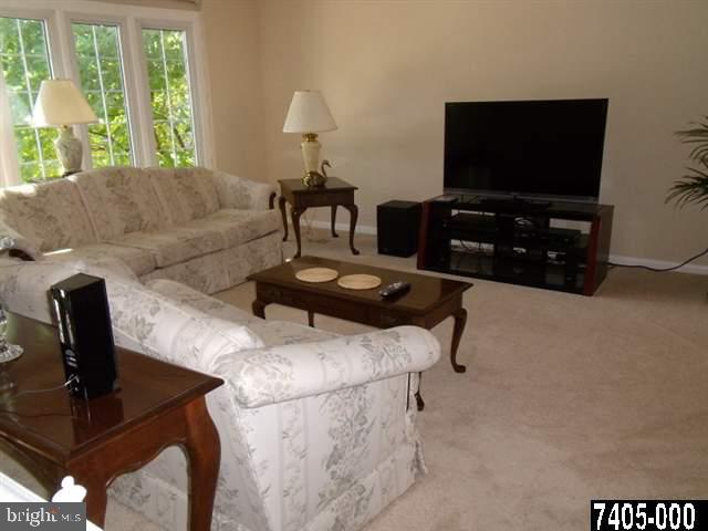 2745 Cambridge Road York, PA 17402 - Photo 5 of 17 Gallery Image 5