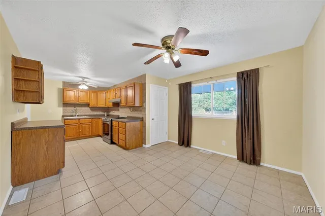 $230,000 | 3291 Bristol Hall Drive, Bridgeton, MO 63044