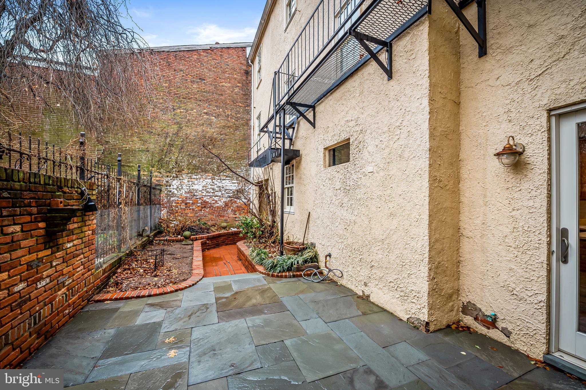 137 West Lee Street Baltimore, MD 21230 - Photo 22 of 65 Patio