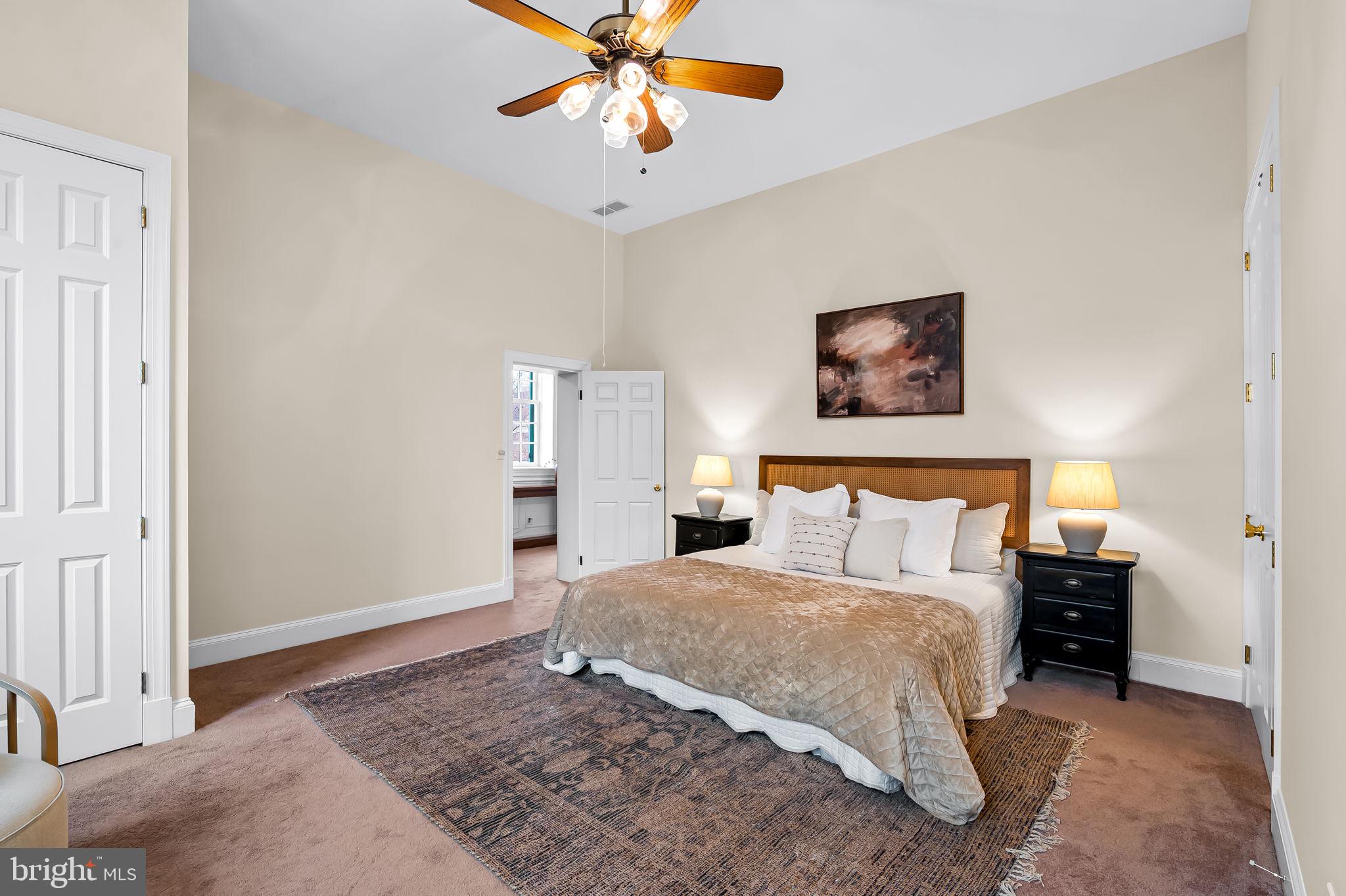 137 West Lee Street Baltimore, MD 21201 - Photo 33 of 74 Bedroom 1