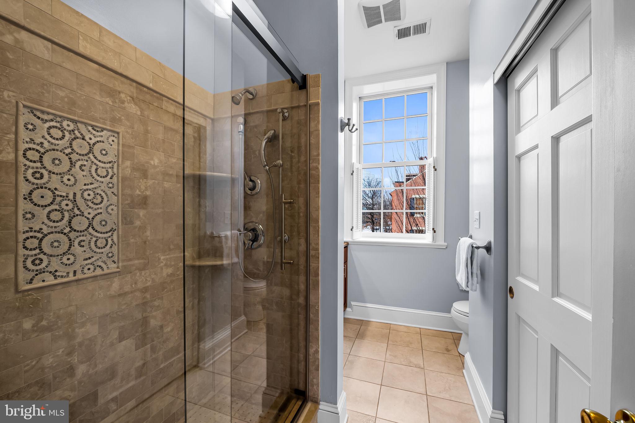 137 West Lee Street Baltimore, MD 21201 - Photo 38 of 74 Full Bath