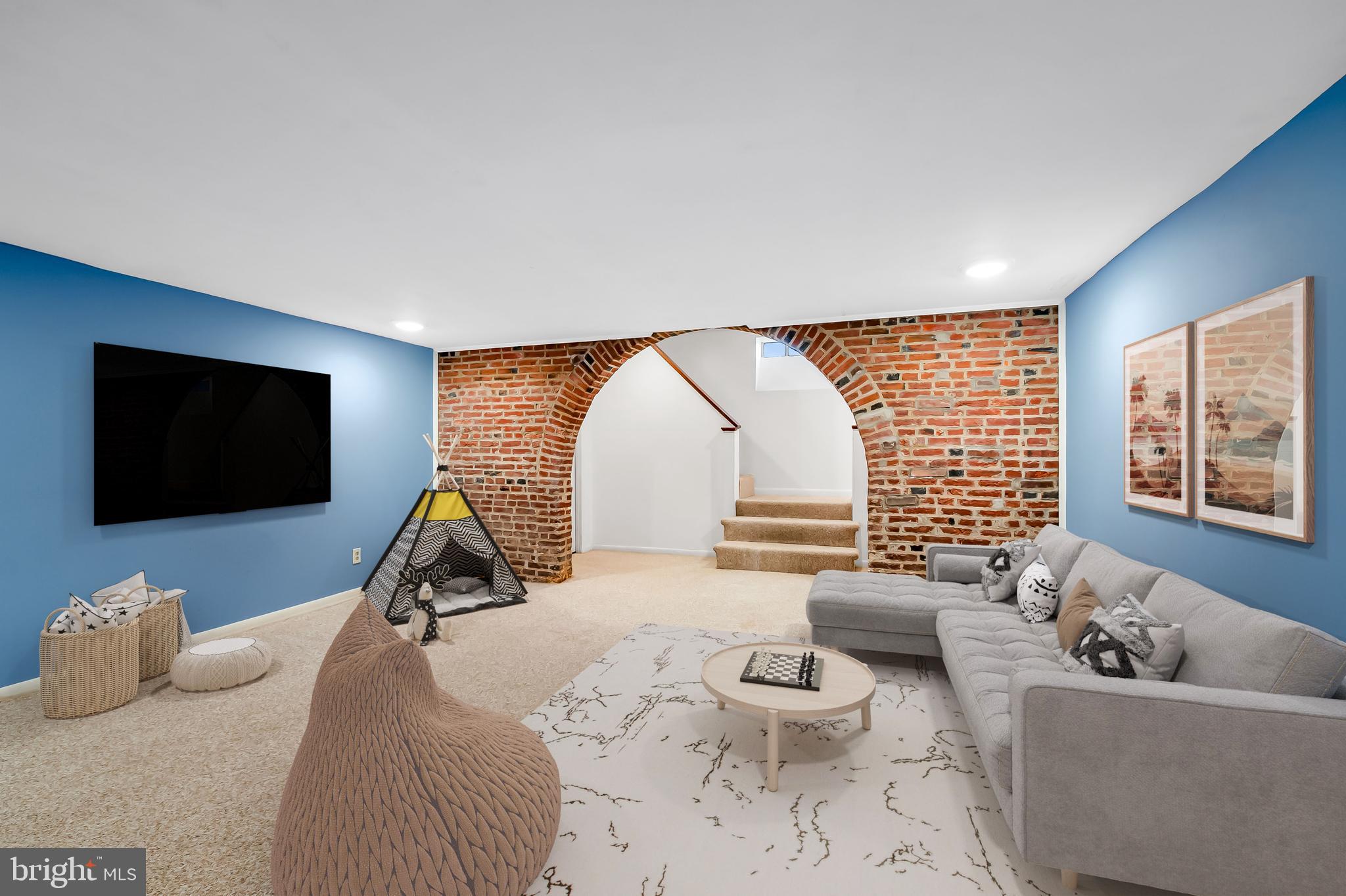 137 West Lee Street Baltimore, MD 21201 - Photo 47 of 74 Virtually Staged Lower Level Family Room