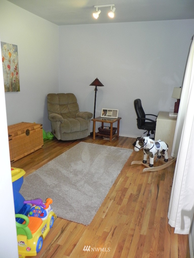 8718 Grandview Road Arlington, WA 98223 - Photo 7 of 20 Gallery Image 7