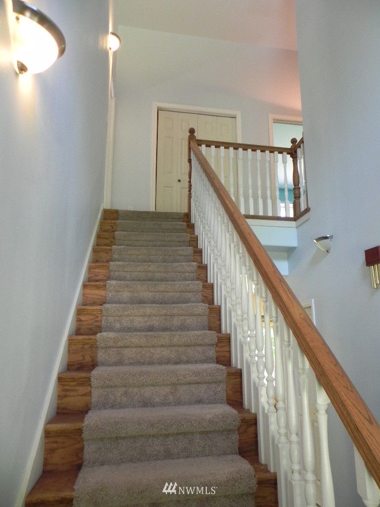 8718 Grandview Road Arlington, WA 98223 - Photo 8 of 20 Gallery Image 8