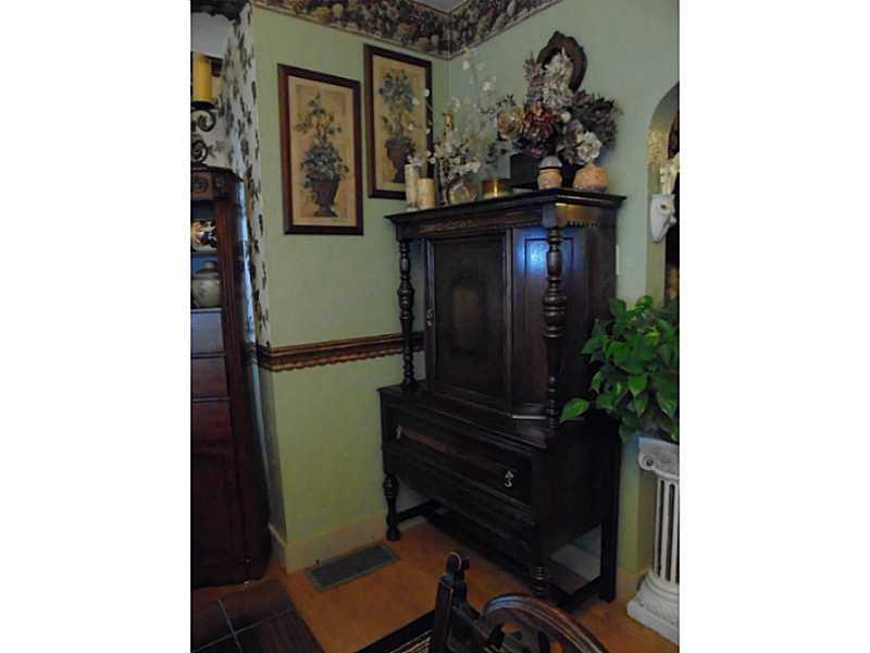 1033 Anderson Road Pittsburgh, PA 15209 - Photo 7 of 25 Other.