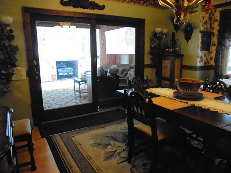 1033 Anderson Road Pittsburgh, PA 15209 - Photo 10 of 25 Dining Room.