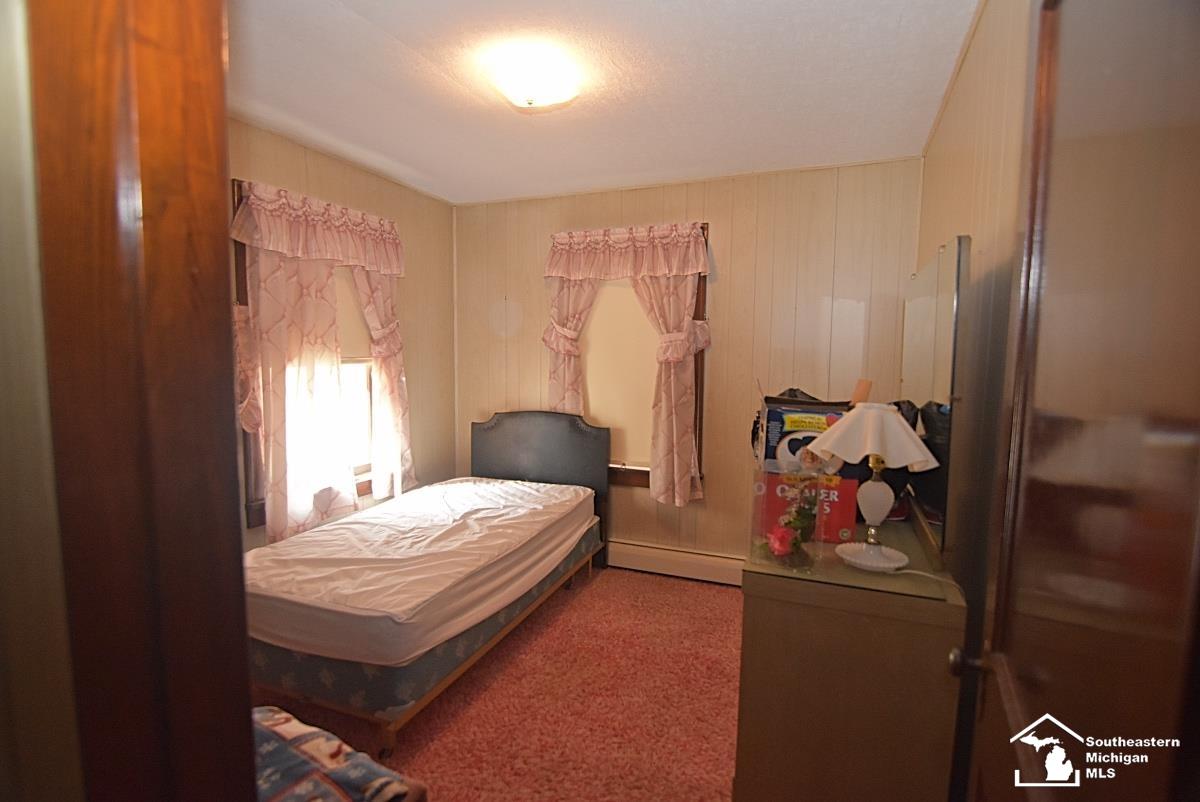 475 Riley Street Dundee, MI 48131 - Photo 12 of 16