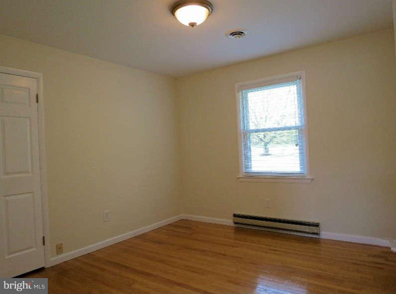 2353 Braddock Road Mount Airy, MD 21771 - Photo 15 of 30 Bedroom 3