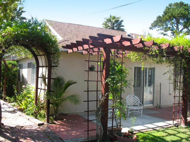 452 Wakefield Road Goleta, CA 93117 - Photo 9 of 9 Trellis