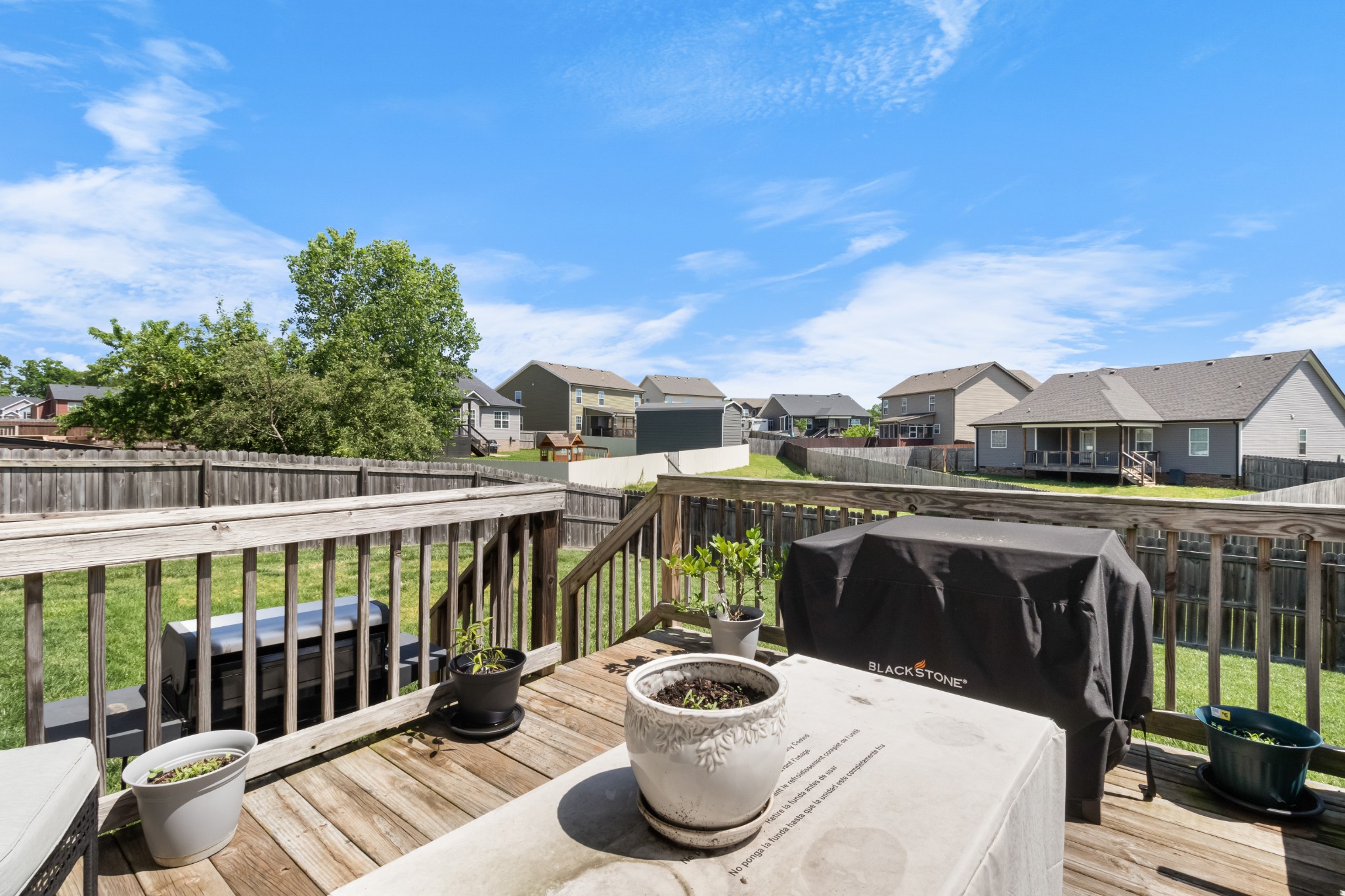 1069 Castlerock Drive Clarksville, TN 37042 - Photo 22 of 25 a view of balcony with furniture