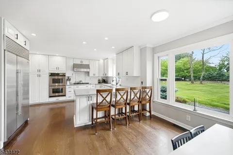 $1,350,000 | 10 Deer Ridge Road, Bernards, NJ 07920