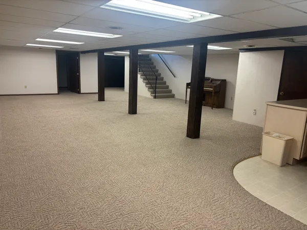 $179,900 | 320 North Main Street, Roanoke, IL 61561