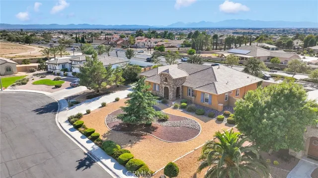 $675,000 | 12916 Hyperion Lane, Apple Valley, CA 92308