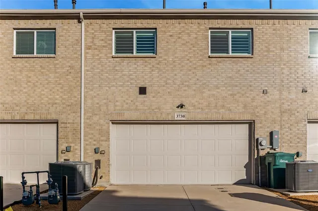 $2,500 | 3730 Malibu Drive, Sherman, TX 75090