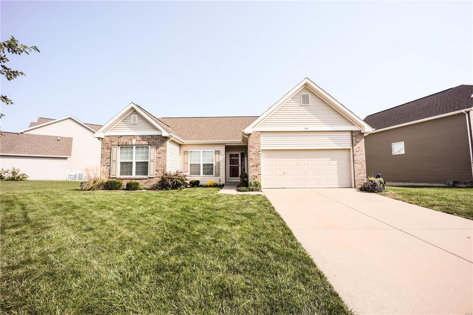 840 Bluff Ridge Lane Shiloh, IL 62221 - Photo 1 of 21 Gallery Image 1