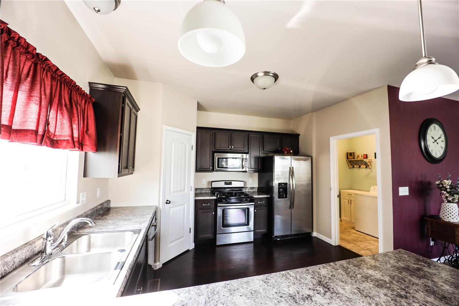 840 Bluff Ridge Lane Shiloh, IL 62221 - Photo 9 of 21 Gallery Image 9