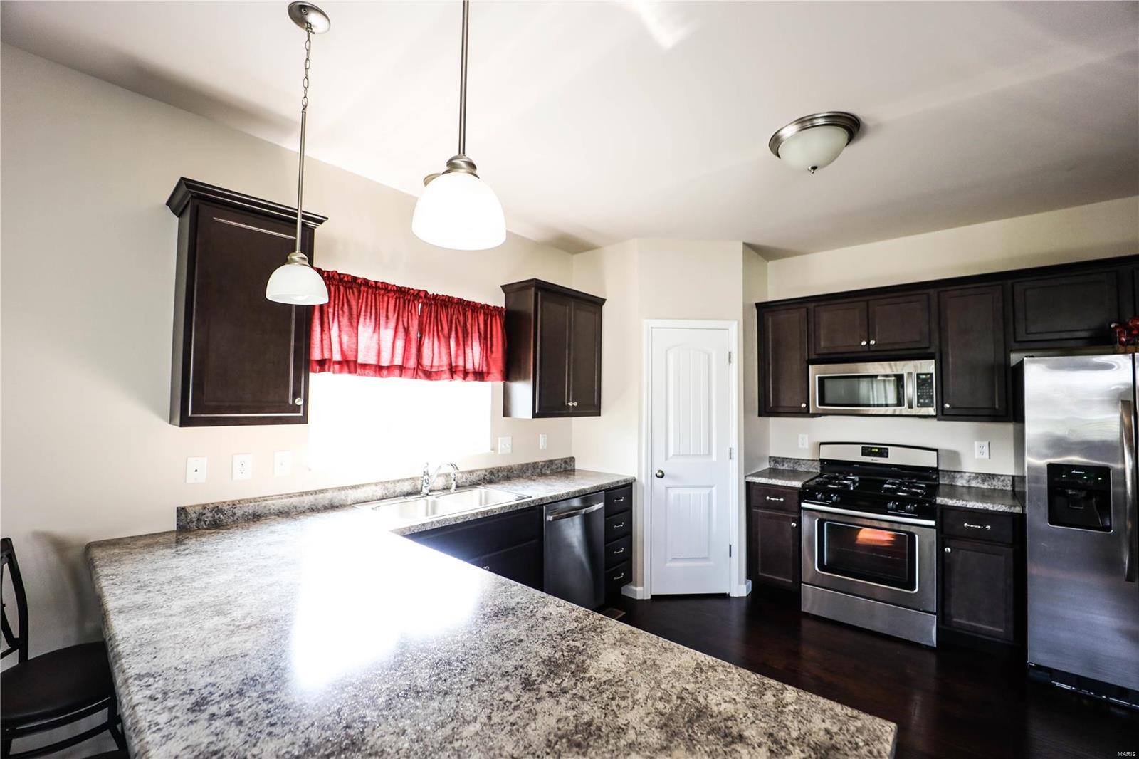840 Bluff Ridge Lane Shiloh, IL 62221 - Photo 10 of 21 Gallery Image 10