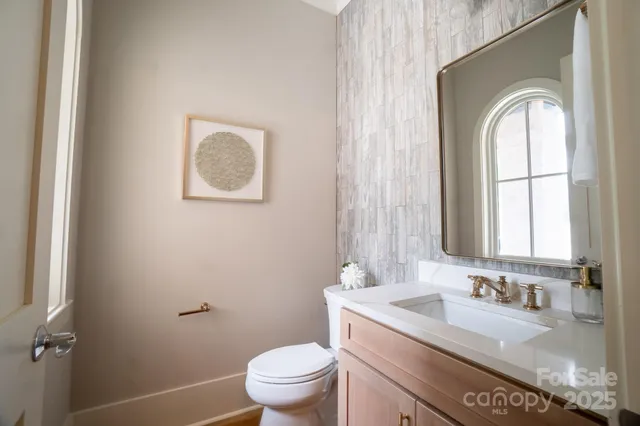 $2,499,000 | 724 Ideal Way, Charlotte, NC 28203