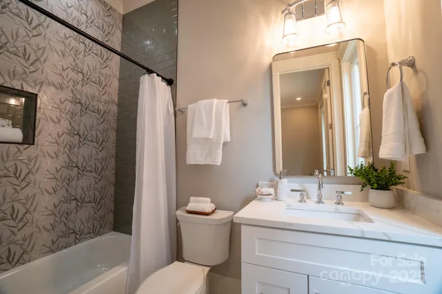 $2,499,000 | 724 Ideal Way, Charlotte, NC 28203