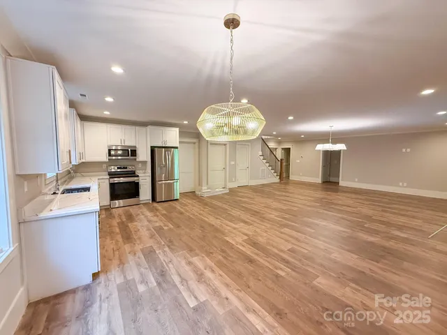 $2,499,000 | 724 Ideal Way, Charlotte, NC 28203