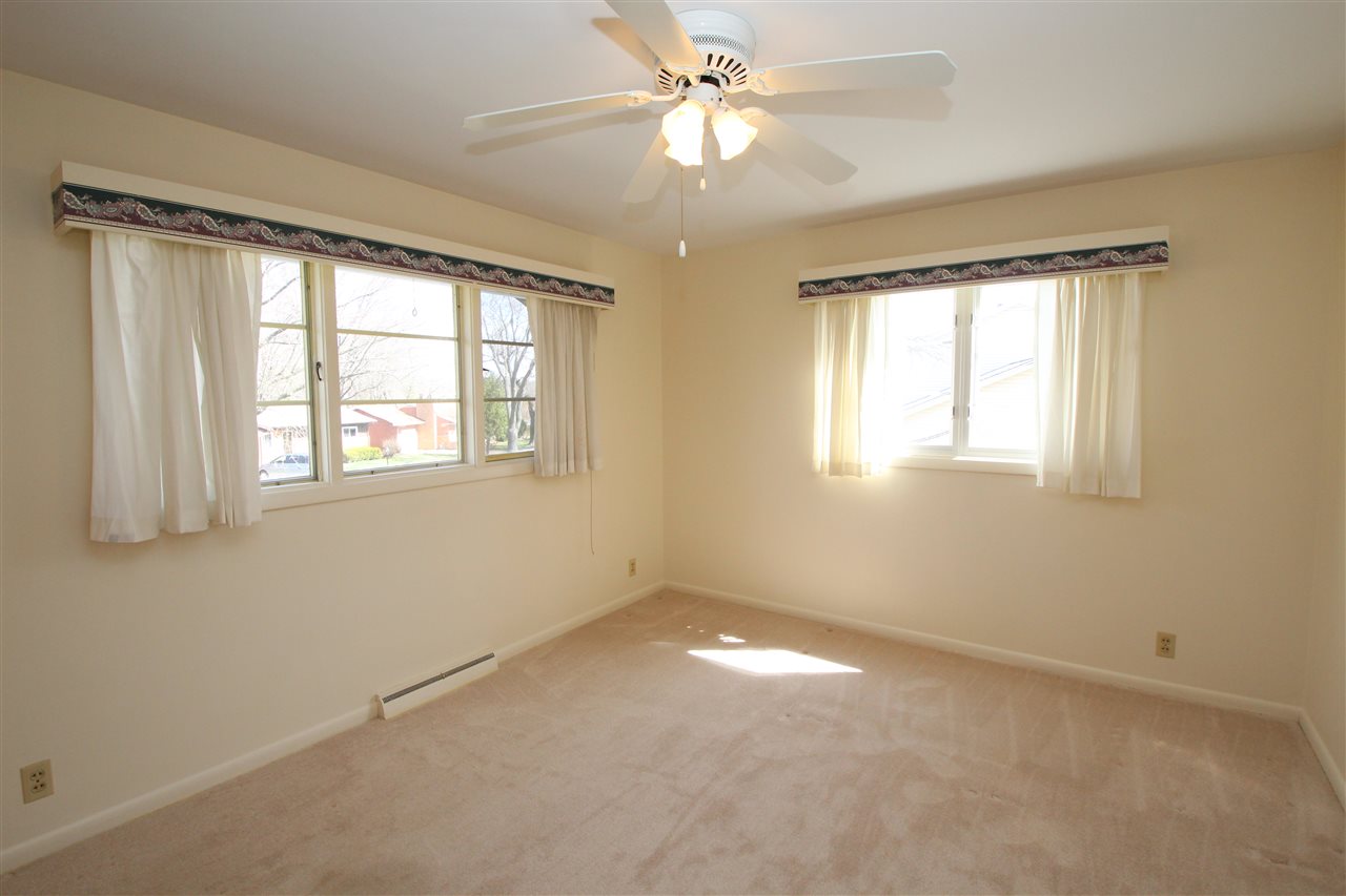 432 West Timber Ridge Drive Peoria, IL 61615 - Photo 19 of 34 Gallery Image 19