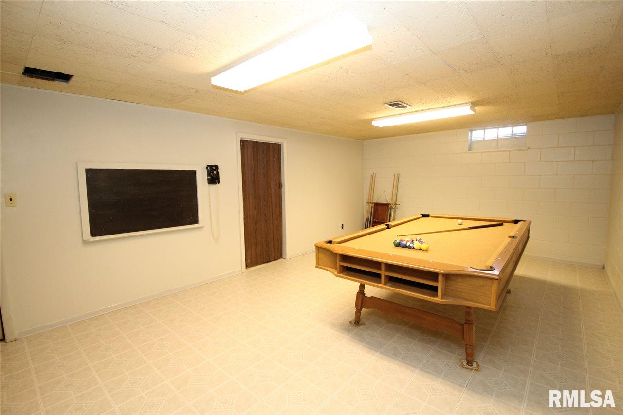 432 West Timber Ridge Drive Peoria, IL 61615 - Photo 26 of 34 Gallery Image 26
