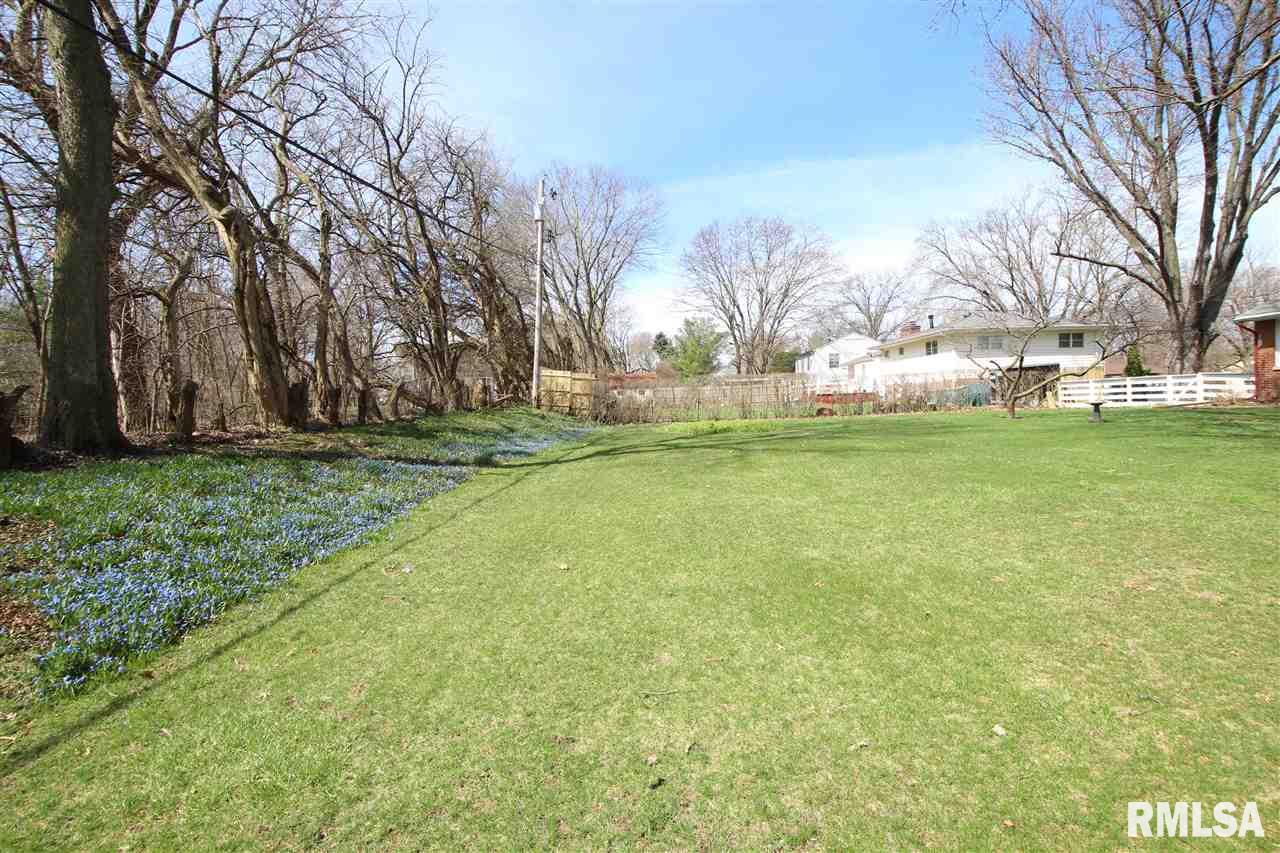 432 West Timber Ridge Drive Peoria, IL 61615 - Photo 34 of 34 Gallery Image 34