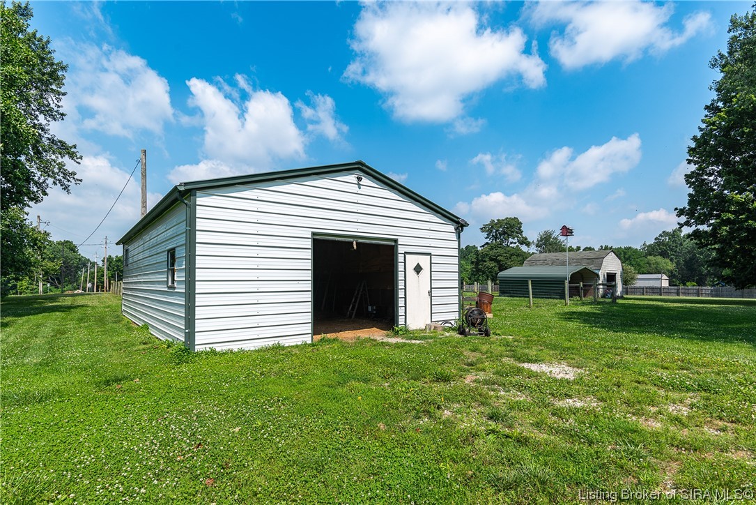 2908 South Vienna Road Scottsburg, IN 47170 - Photo 14 of 39