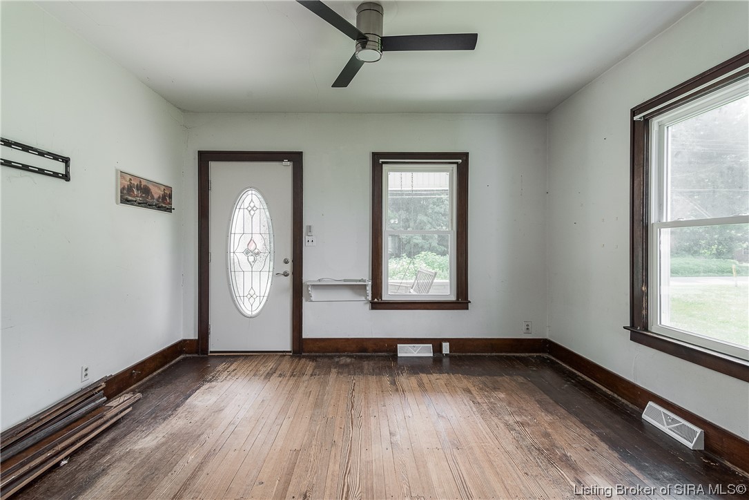 2908 South Vienna Road Scottsburg, IN 47170 - Photo 18 of 39