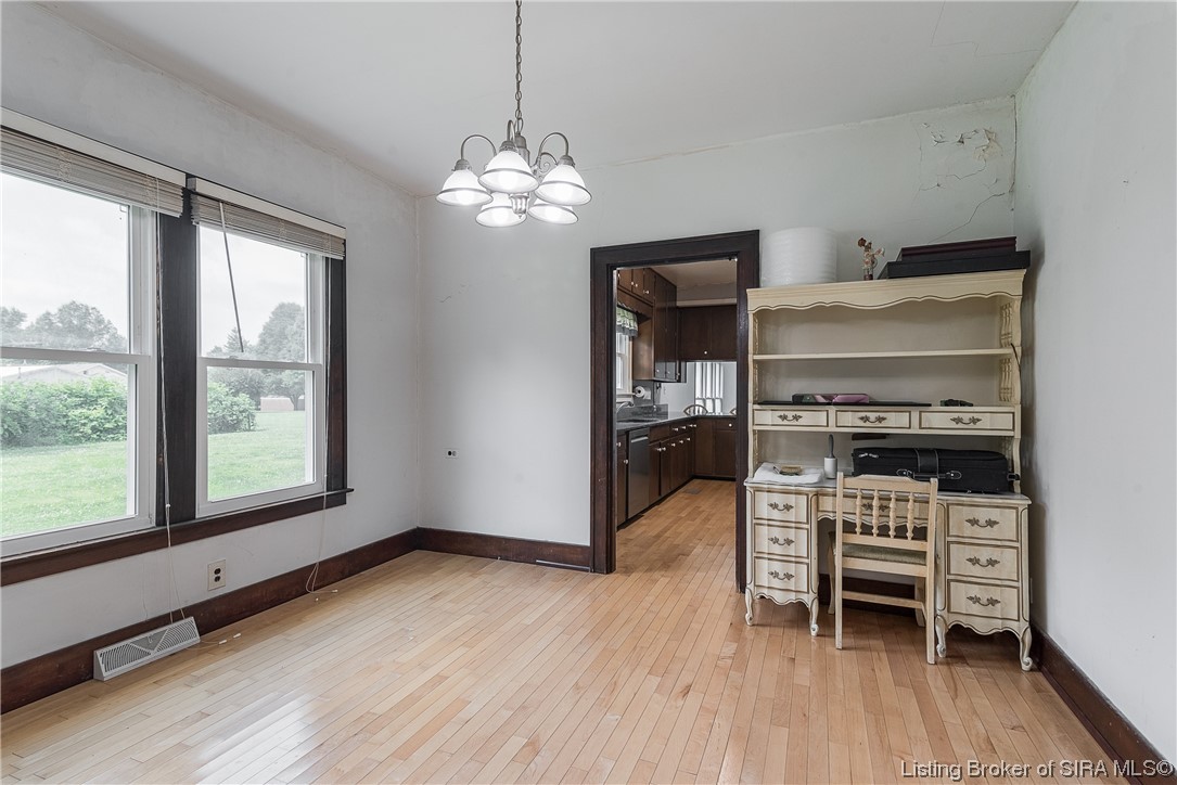 2908 South Vienna Road Scottsburg, IN 47170 - Photo 19 of 39