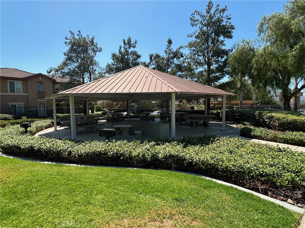3288 Ledgewood Circle Riverside, CA 92503 - Photo 4 of 6 a view of a house with a garden
