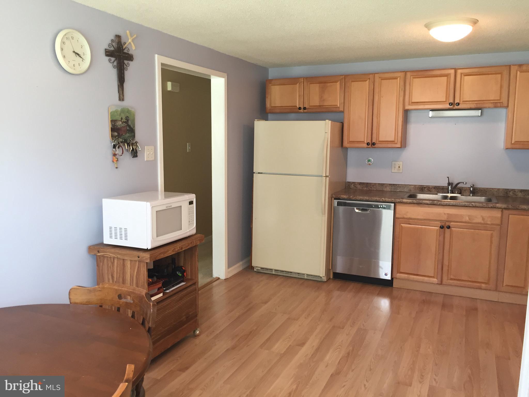310 Ridge Avenue Glendora, NJ 08029 - Photo 6 of 17 Kitchen