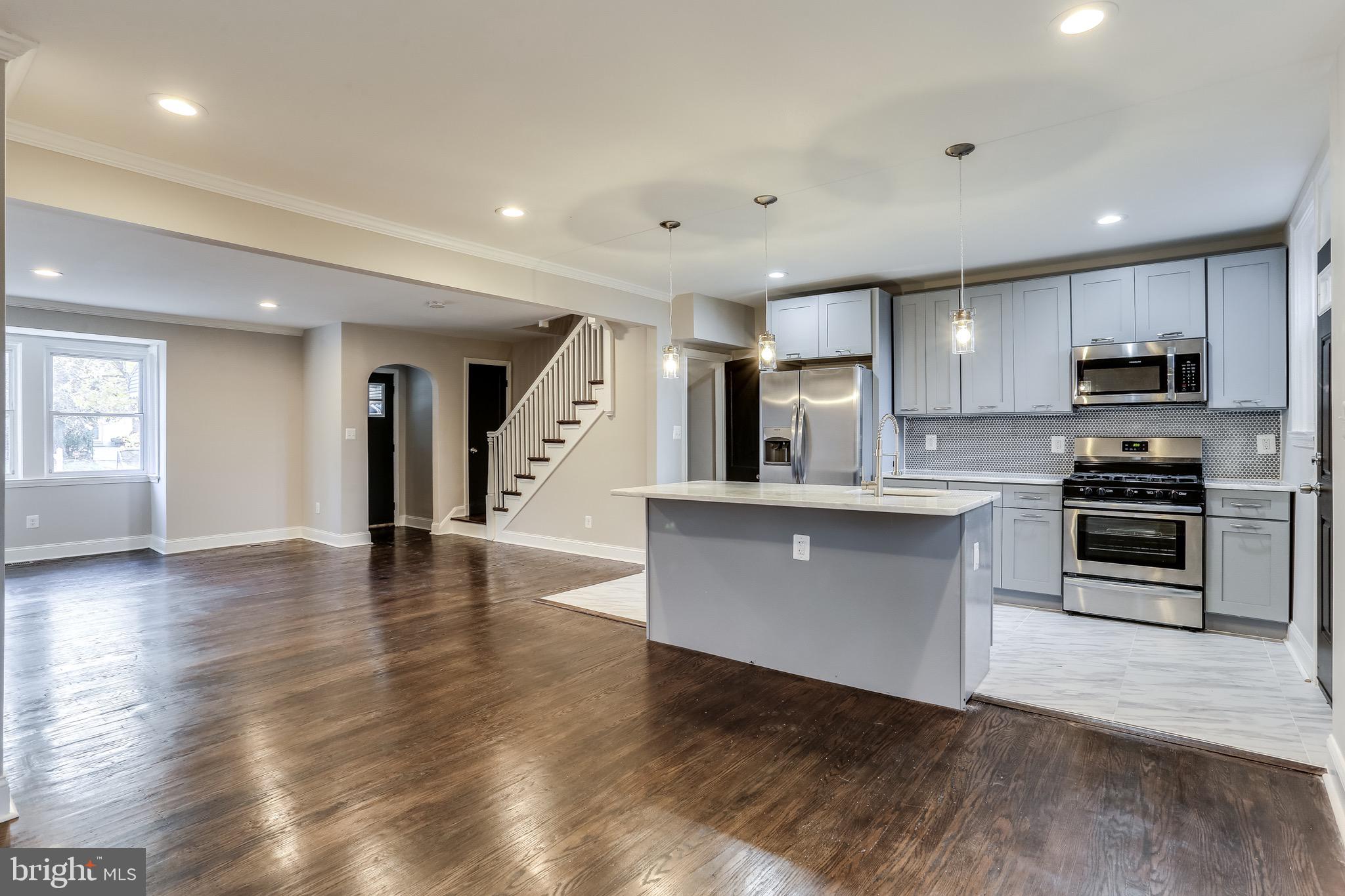 1514 Lochwood Road Baltimore, MD 21218 - Photo 11 of 32