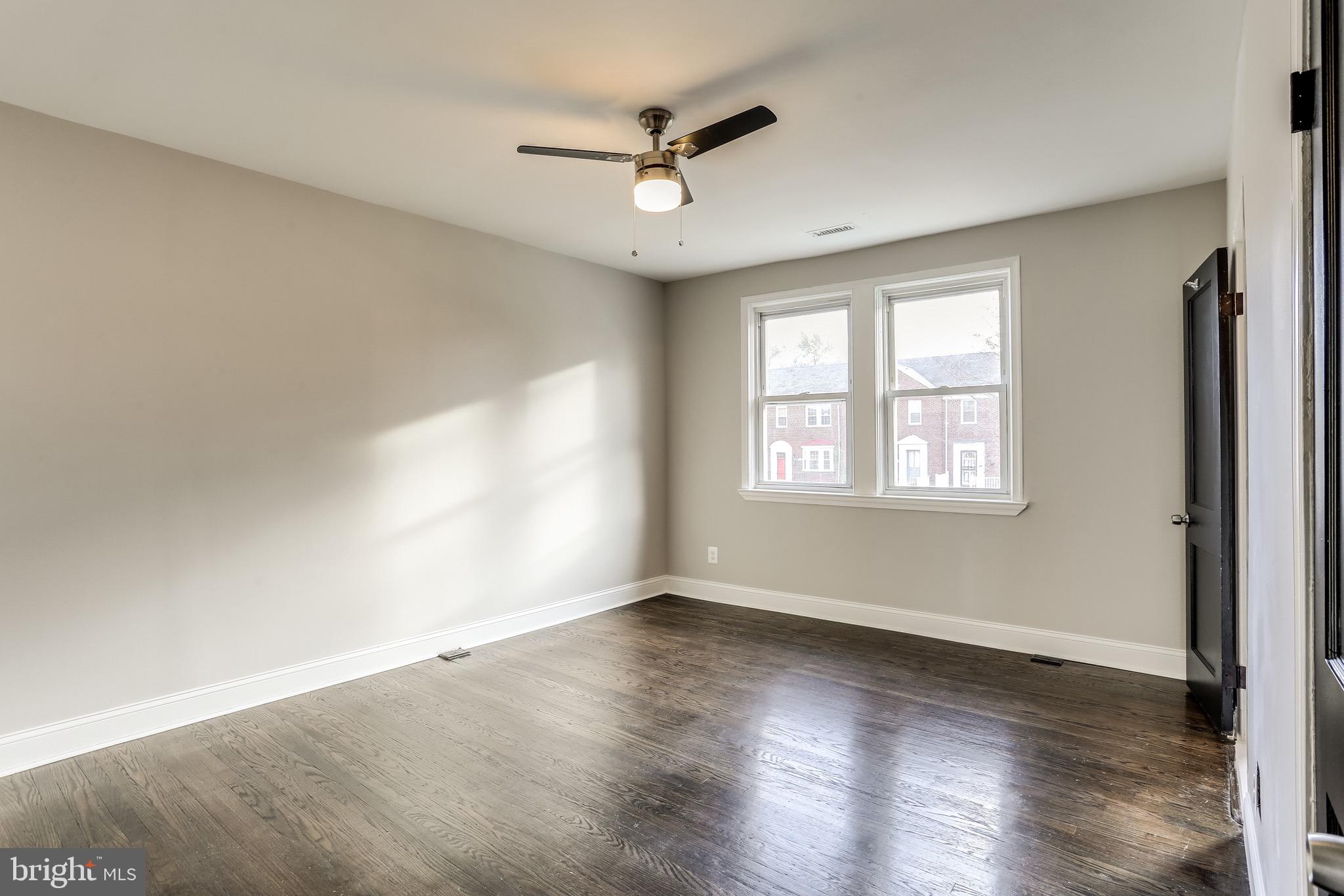 1514 Lochwood Road Baltimore, MD 21218 - Photo 13 of 32