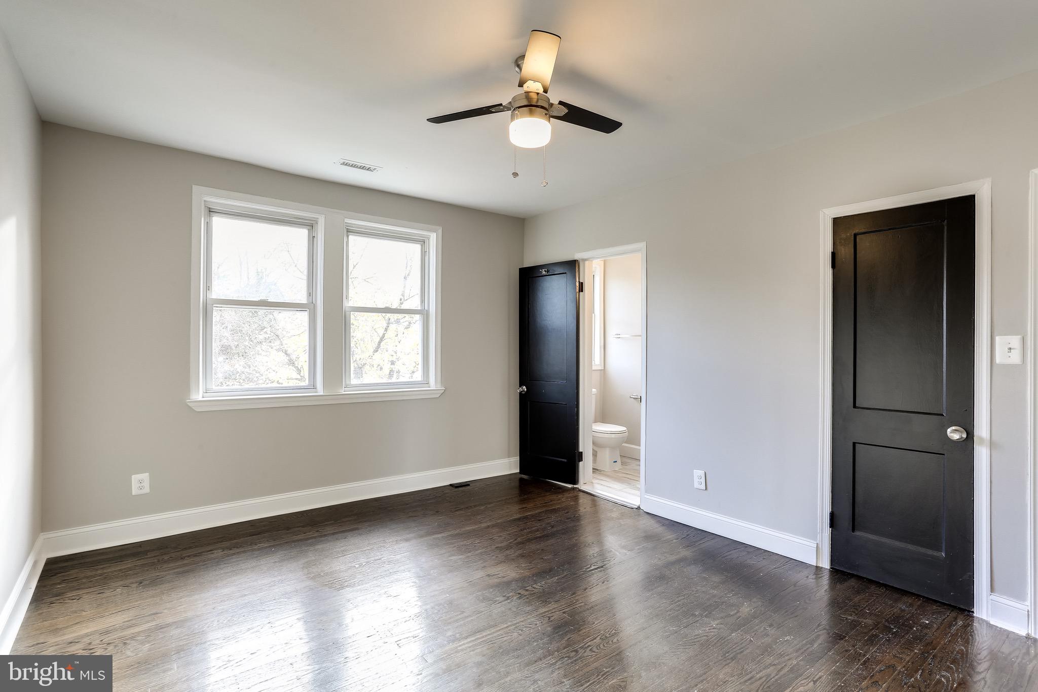 1514 Lochwood Road Baltimore, MD 21218 - Photo 15 of 32