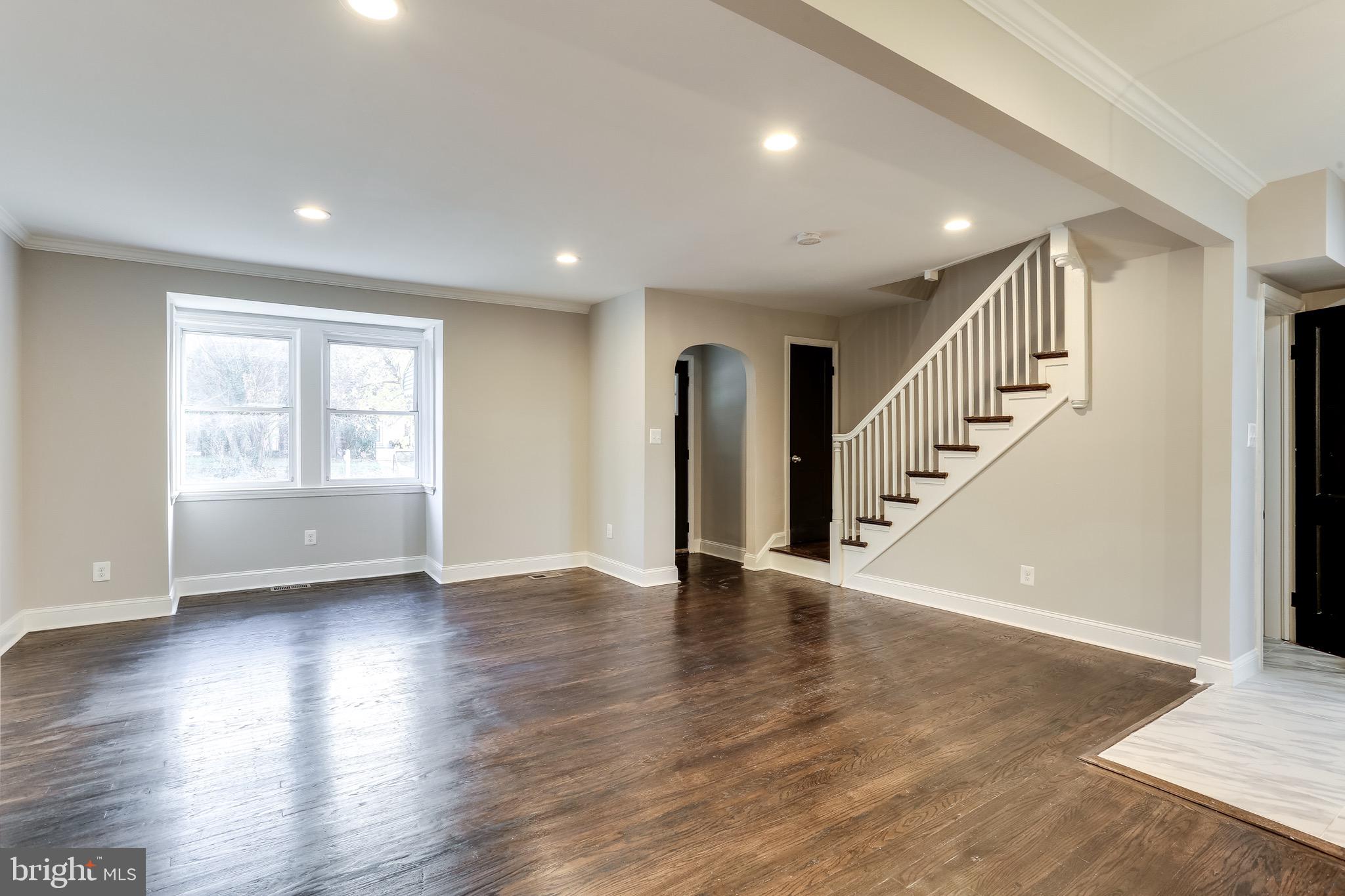 1514 Lochwood Road Baltimore, MD 21218 - Photo 8 of 32