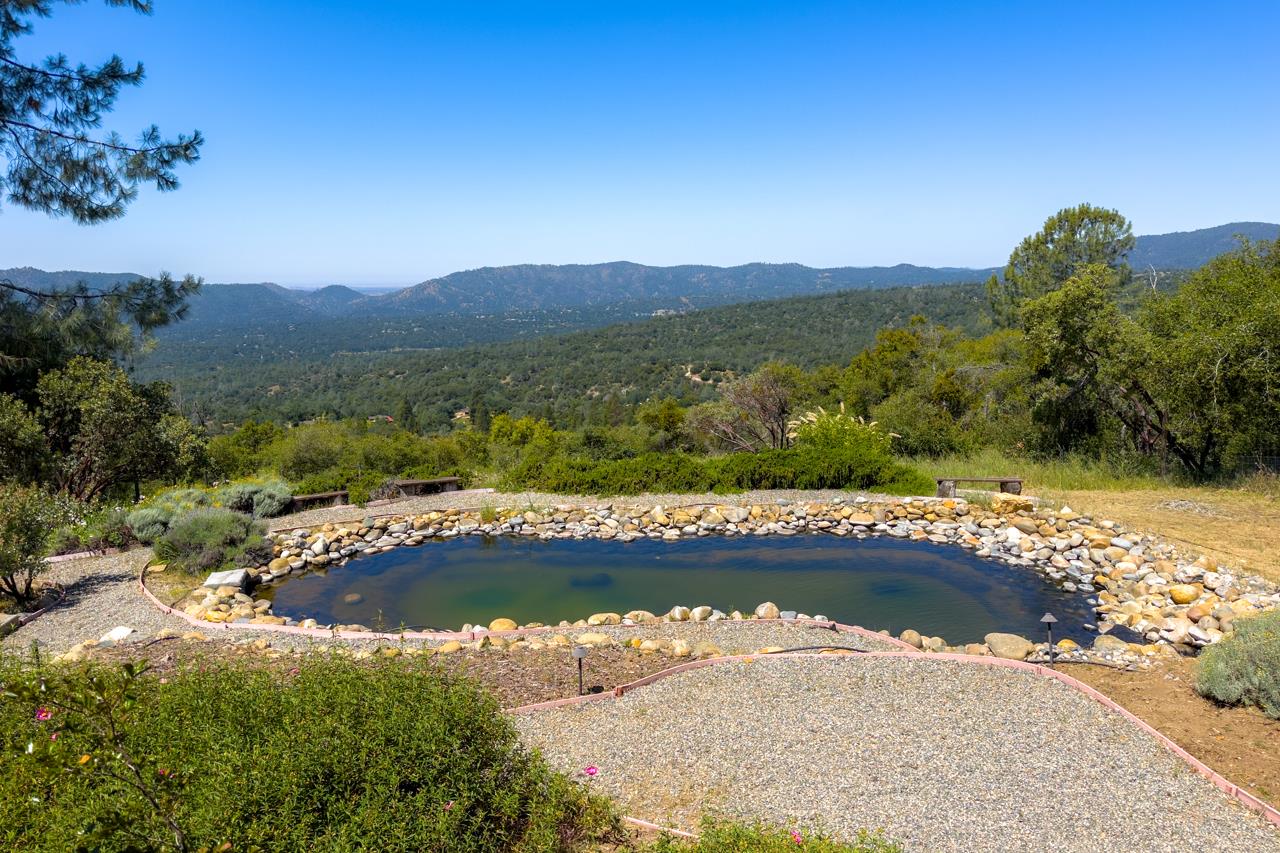 43016 Sunshine Mountain Road Oakhurst, CA 93644 - Photo 49 of 85