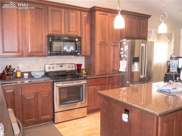 4685 Centauri Road Colorado Springs, CO 80919 - Photo 4 of 35 Gallery Image 4