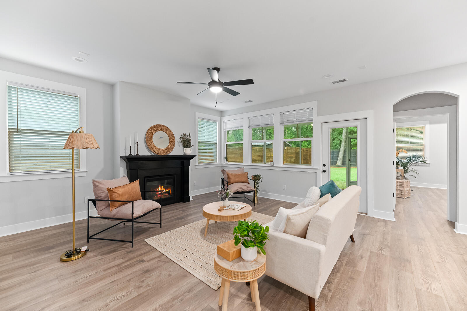519 Coaxum Rd Mount Mount Pleasant, SC 29464 - Photo 12 of 67