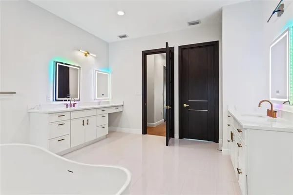 $1,695,500 | 10700 Pontofino Circle, Trinity, FL 34655