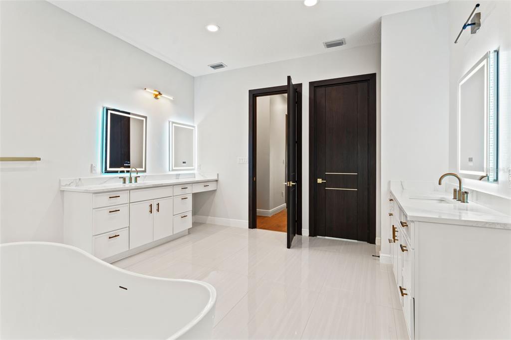 10700 Pontofino Circle Trinity, FL 34655 - Photo 41 of 99