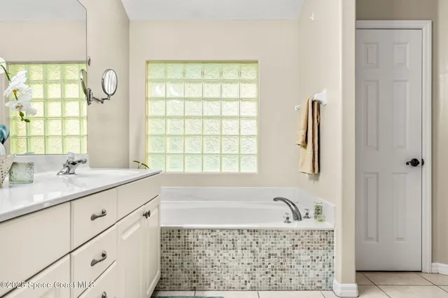 $794,982 | 3670 Painted Bunting Place, Grant, FL 32949