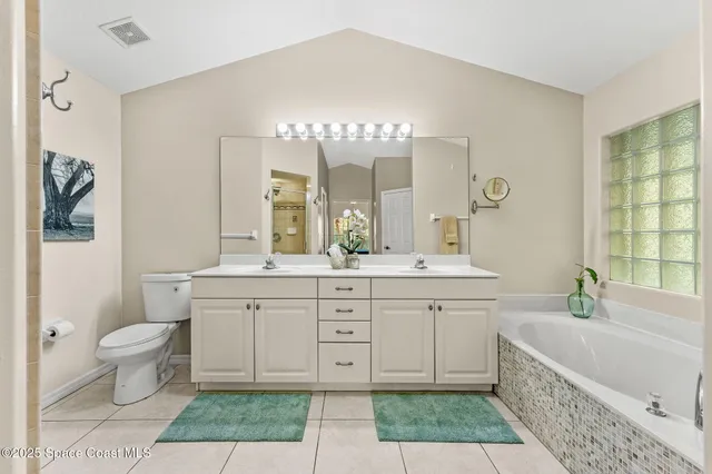 $794,982 | 3670 Painted Bunting Place, Grant, FL 32949