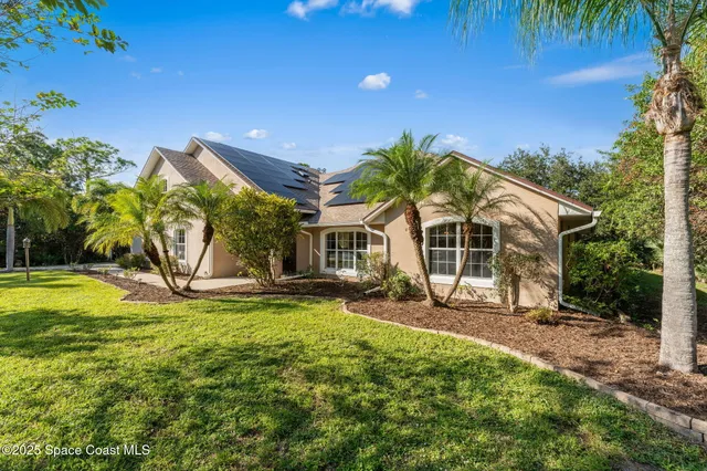 $794,982 | 3670 Painted Bunting Place, Grant, FL 32949