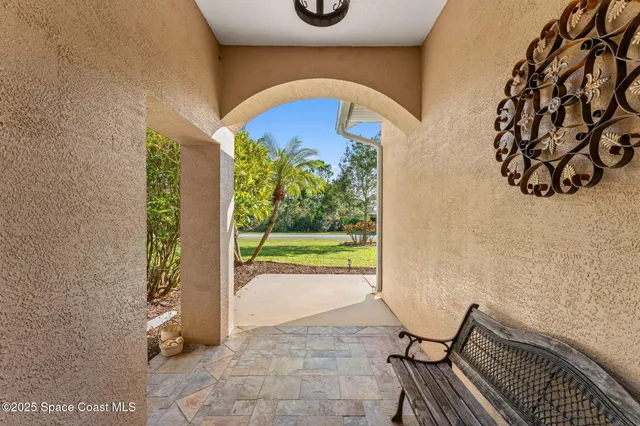 $794,982 | 3670 Painted Bunting Place, Grant, FL 32949