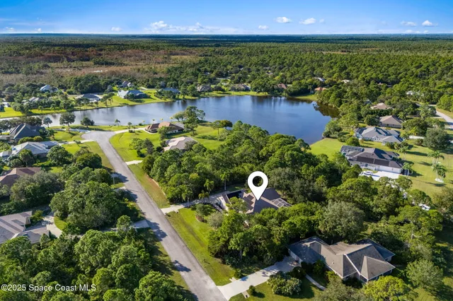 $794,982 | 3670 Painted Bunting Place, Grant, FL 32949